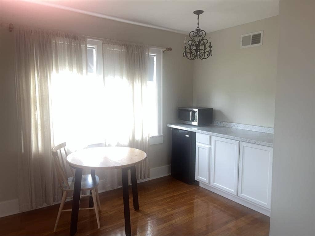 Suite for rent