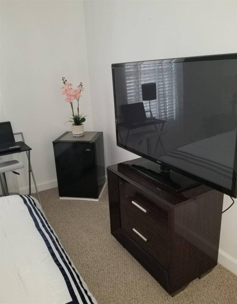Hermosa y moderna habitacion