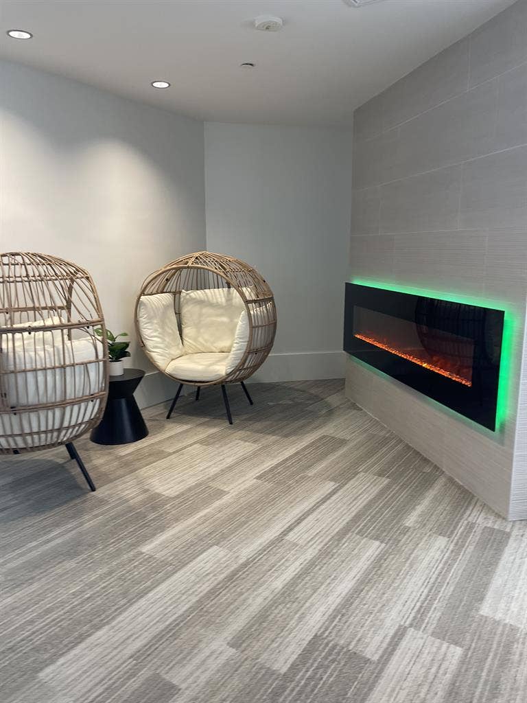 Summer Room to Sublet