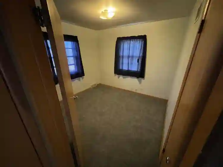 Room for rent near 72nd & Blondo!