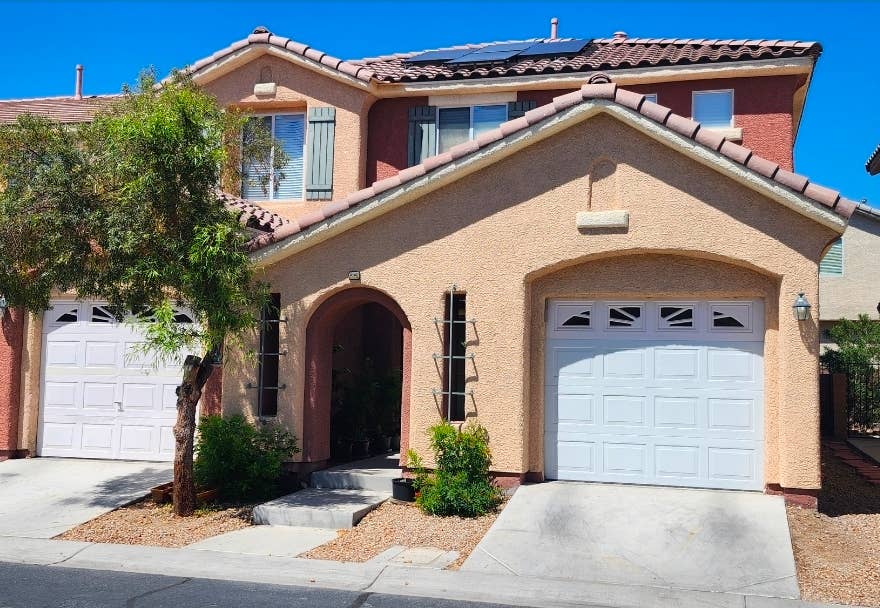 Looking for a responsible roommate!