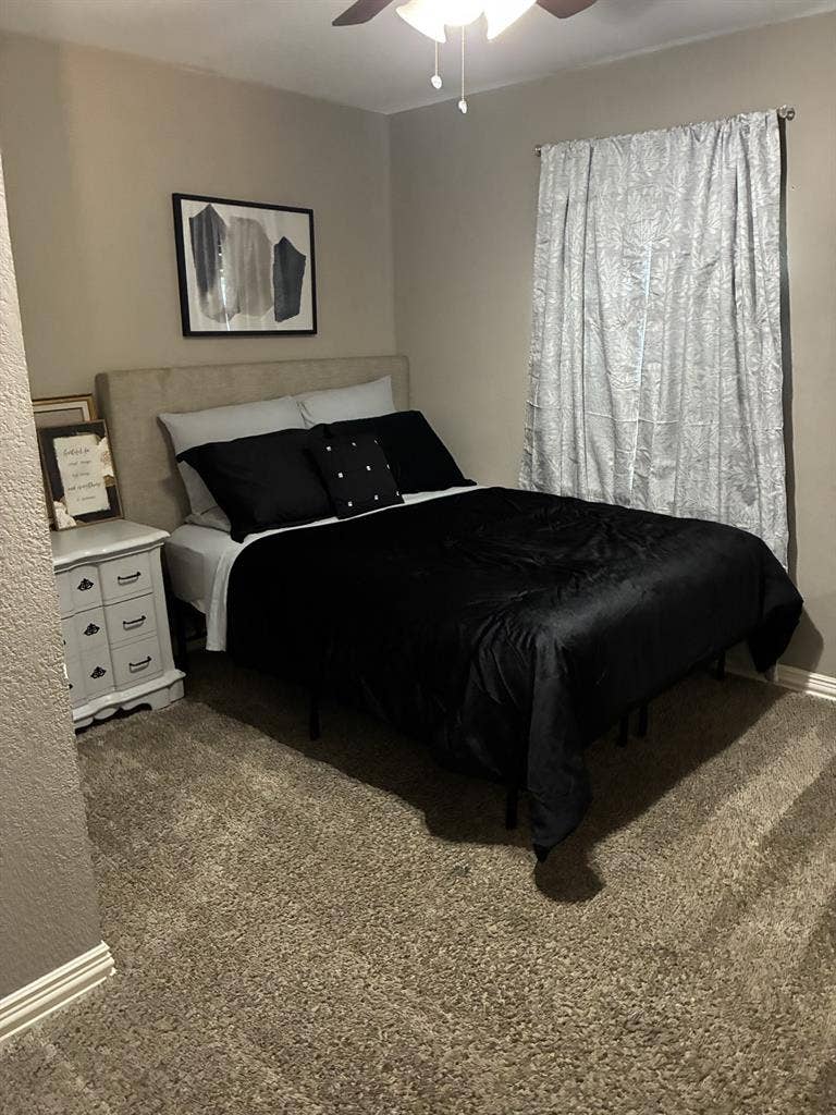 Private Room for rent in Garland