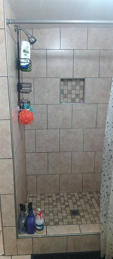 Se renta habitación compartida