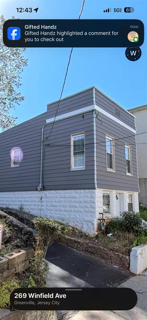 Looking for a roommate
