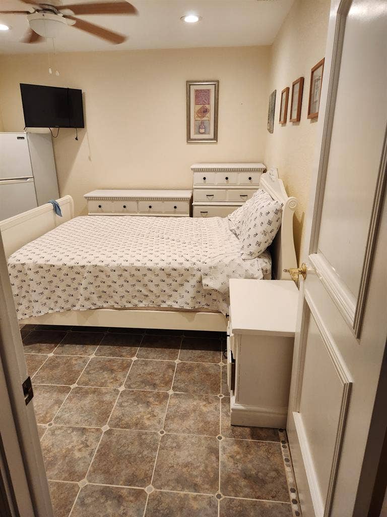 Pick either room