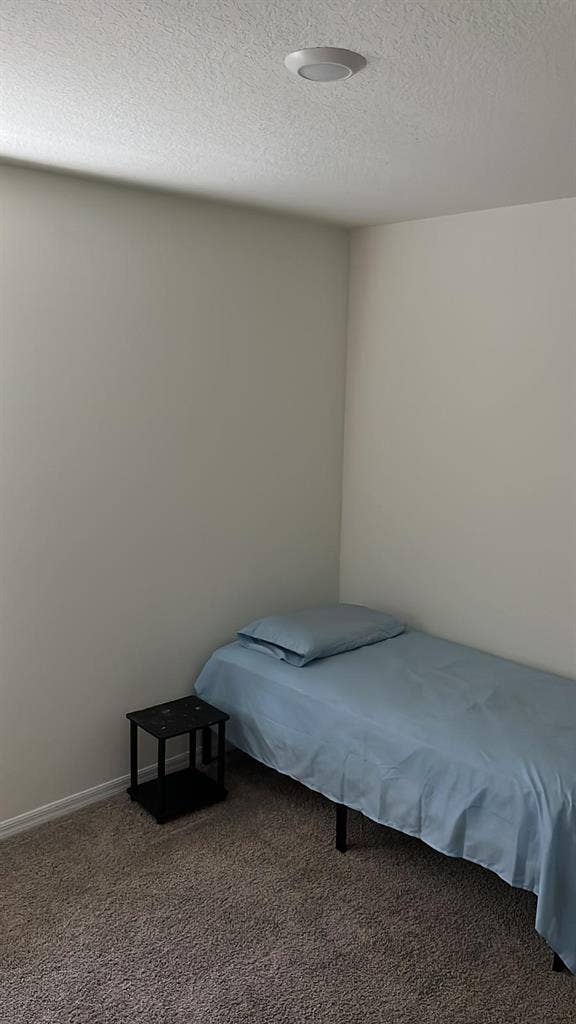 Room in 4 Bdrm w/ Gated Pool Access