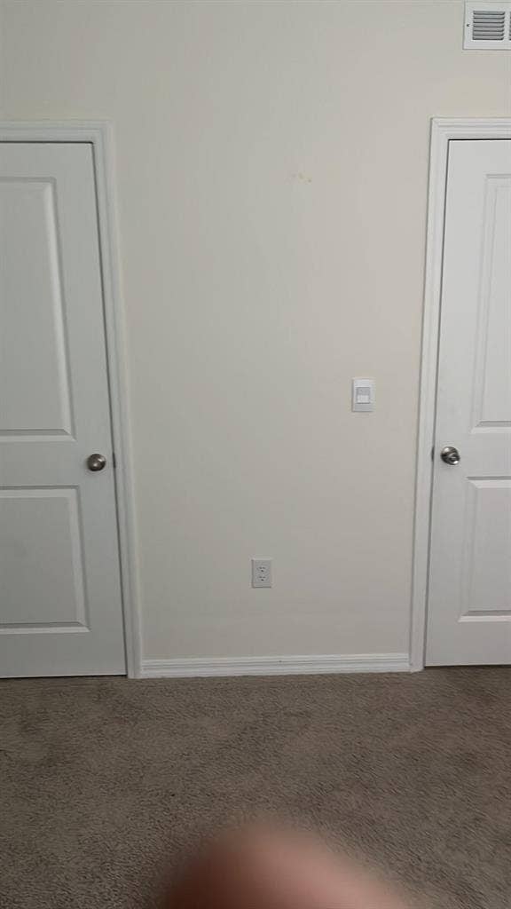 Room in 4 Bdrm w/ Gated Pool Access
