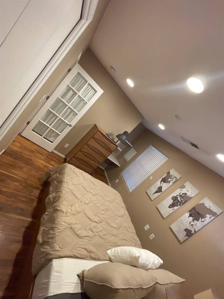 Room for rent- Downtown ABQ