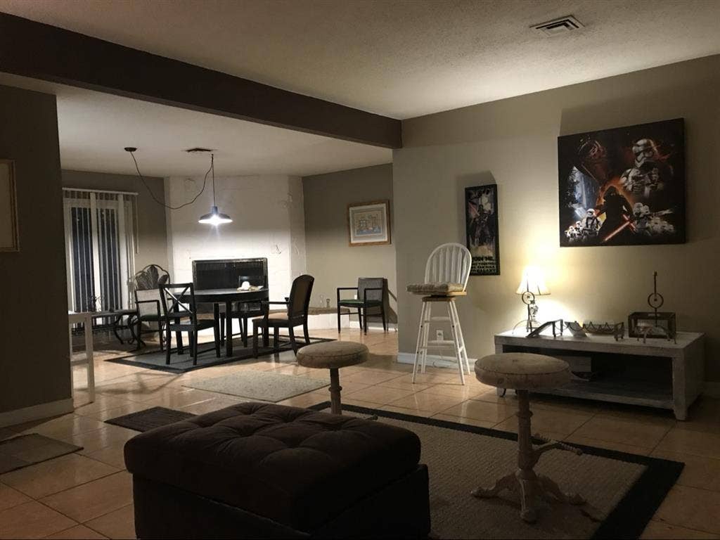 Private Single Room for Month Rent