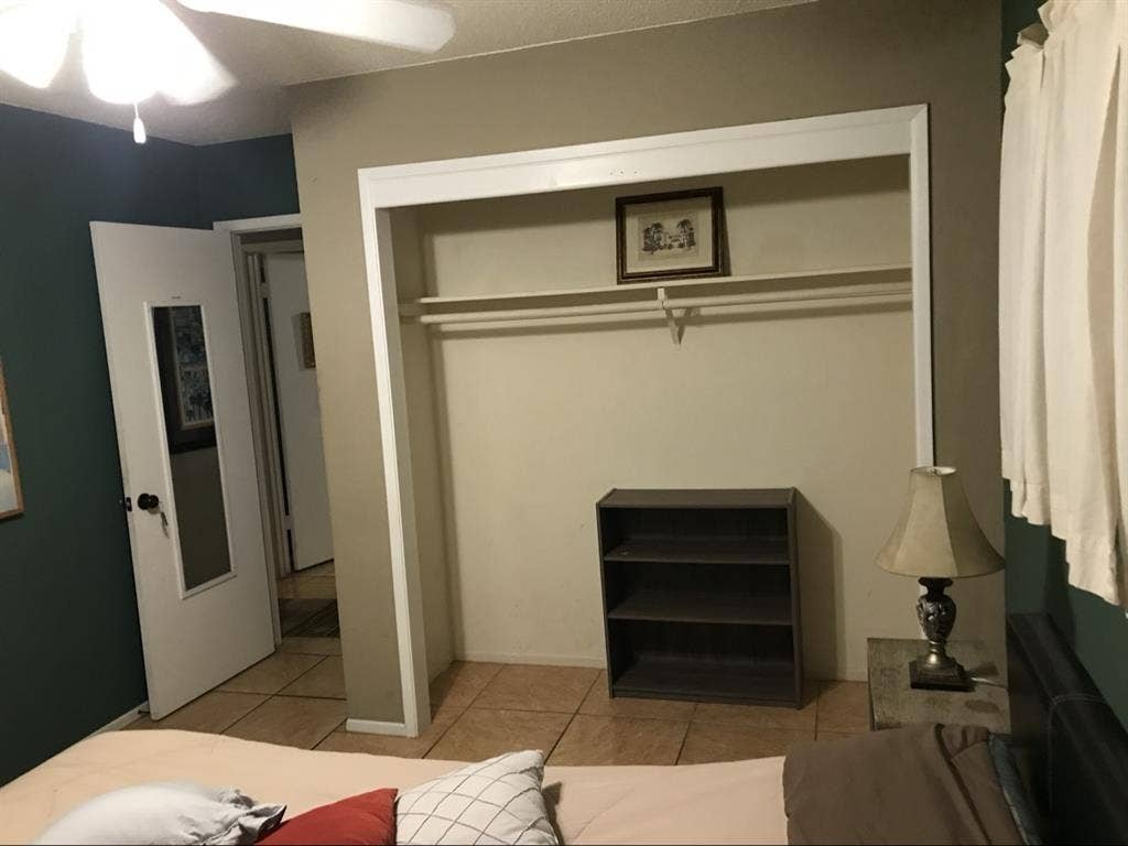 Private Single Room for Month Rent