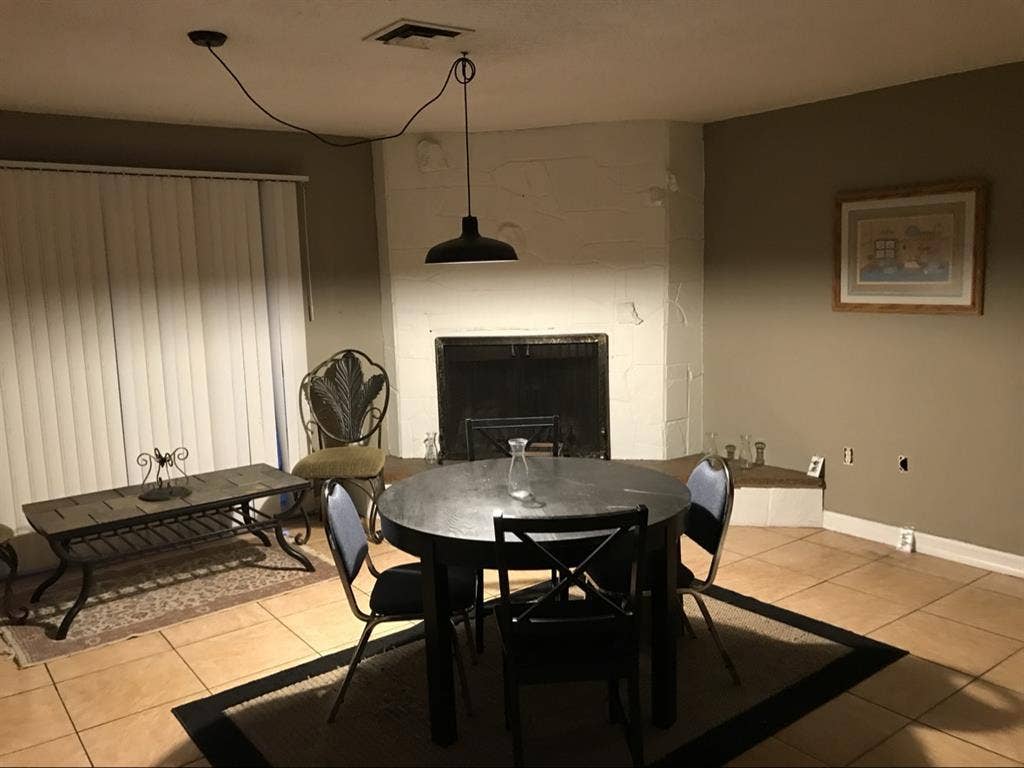 Private Single Room for Month Rent
