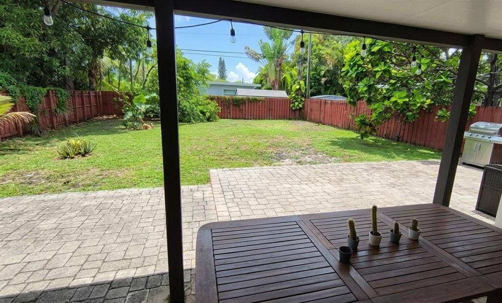 Room for rent in ft lauderdale!