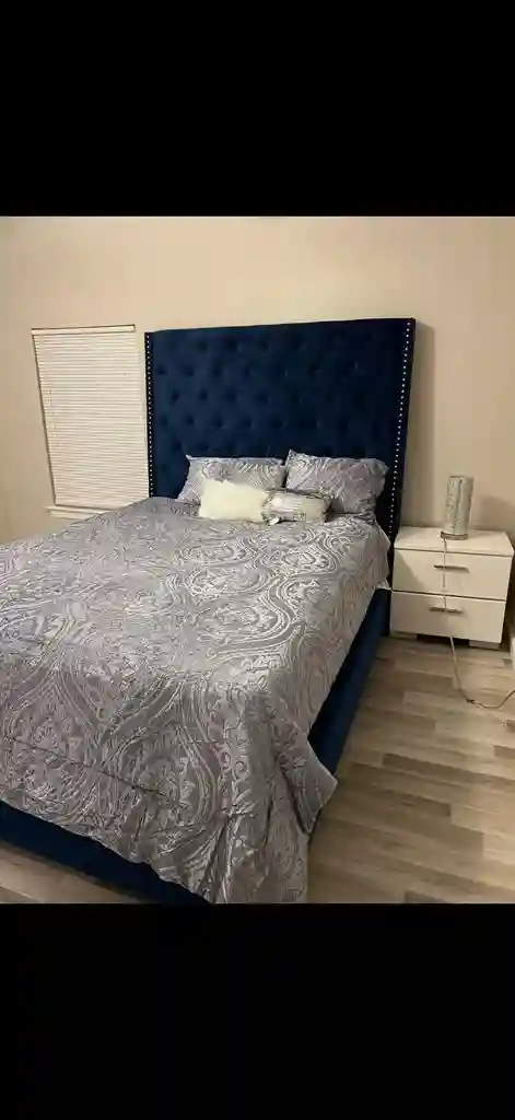 Spacious Room/Private Bath - Dallas