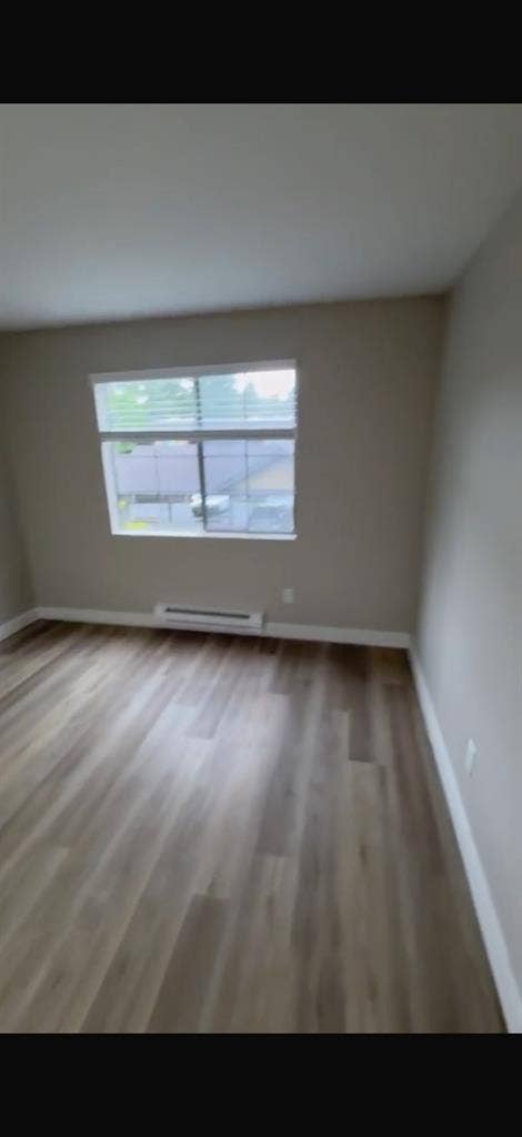 Private 1B1B in a 2B2B apartment