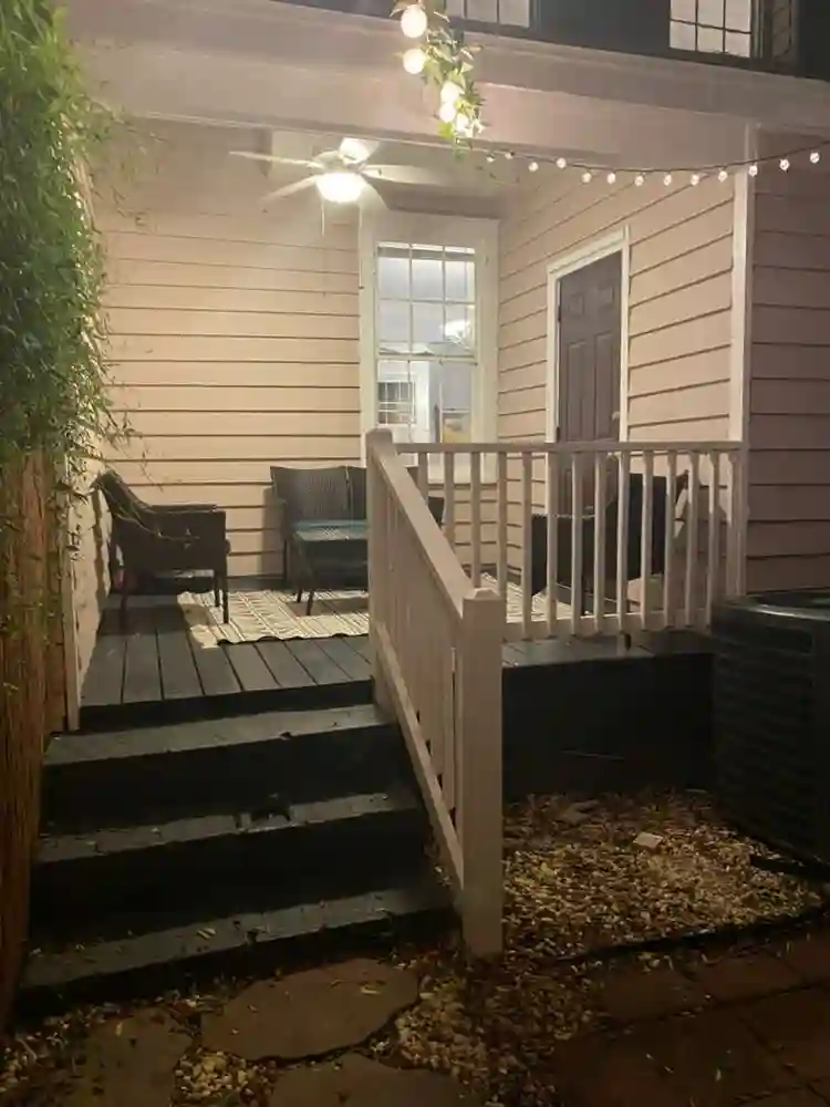 Looking for roomate