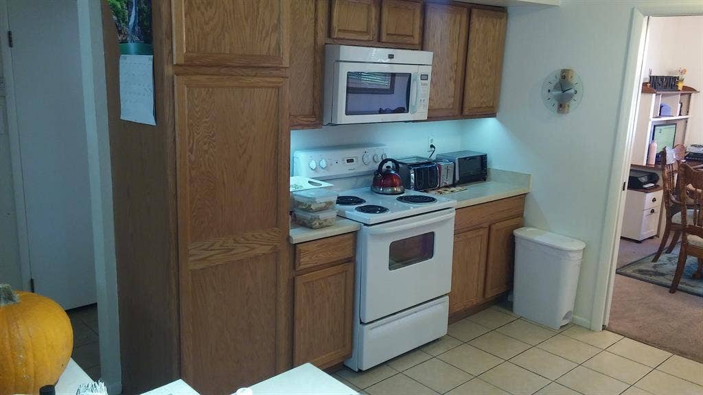14' x 16' Room in Nice Neighborhood