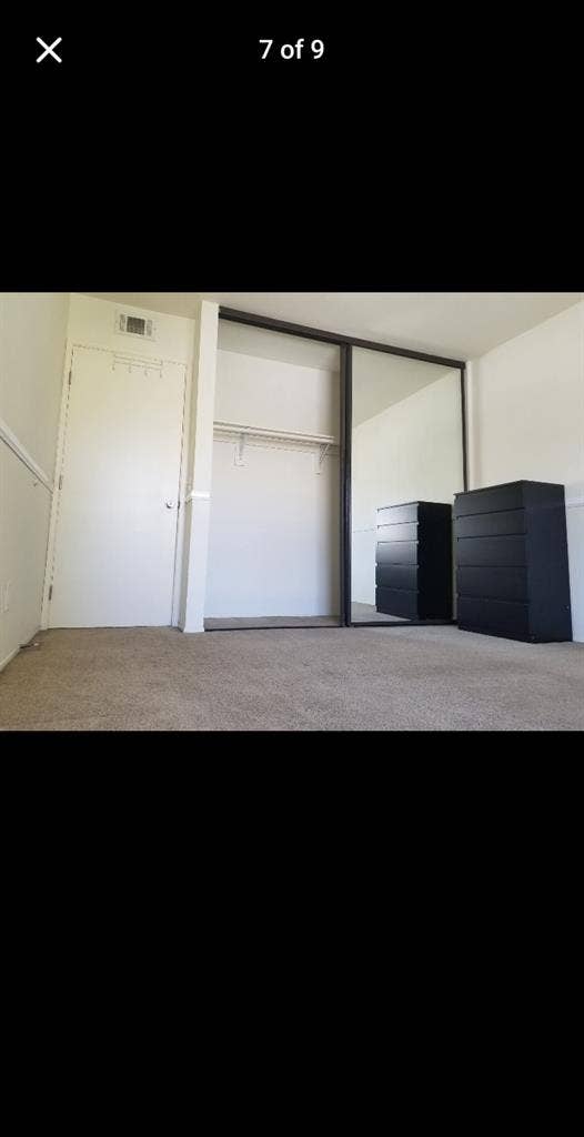 Room for rent NOW