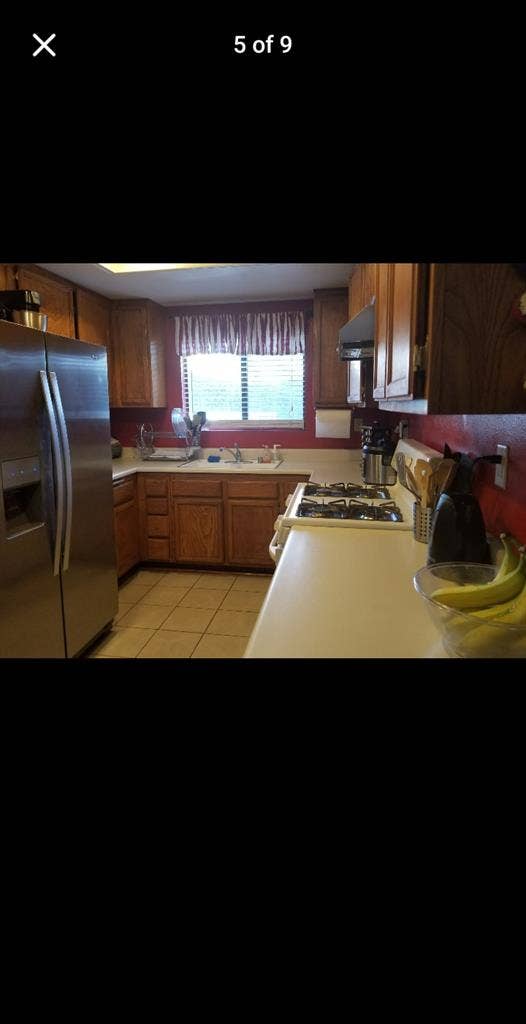 Room for rent NOW