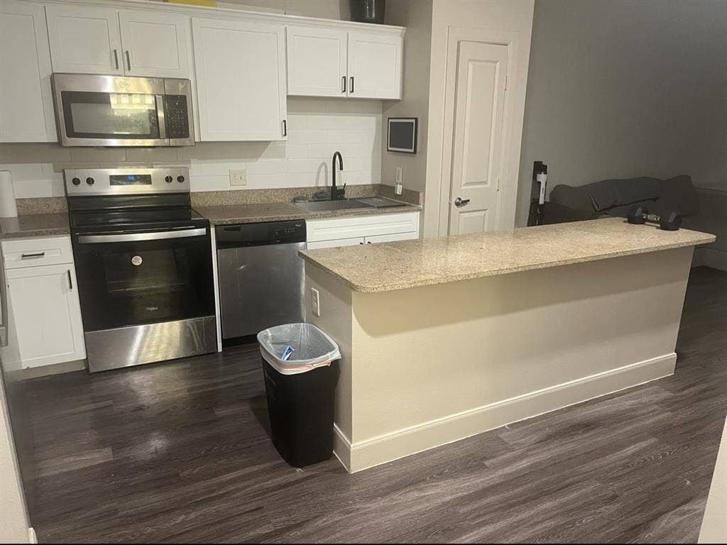$800 Shared 1BR - See Description