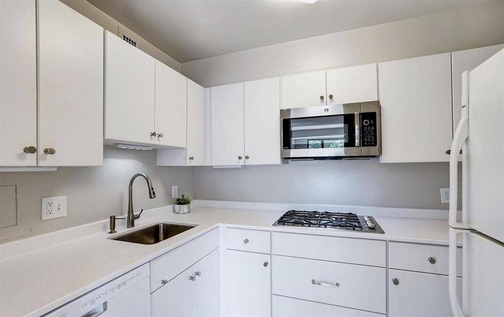 Studio Apartment for Rent