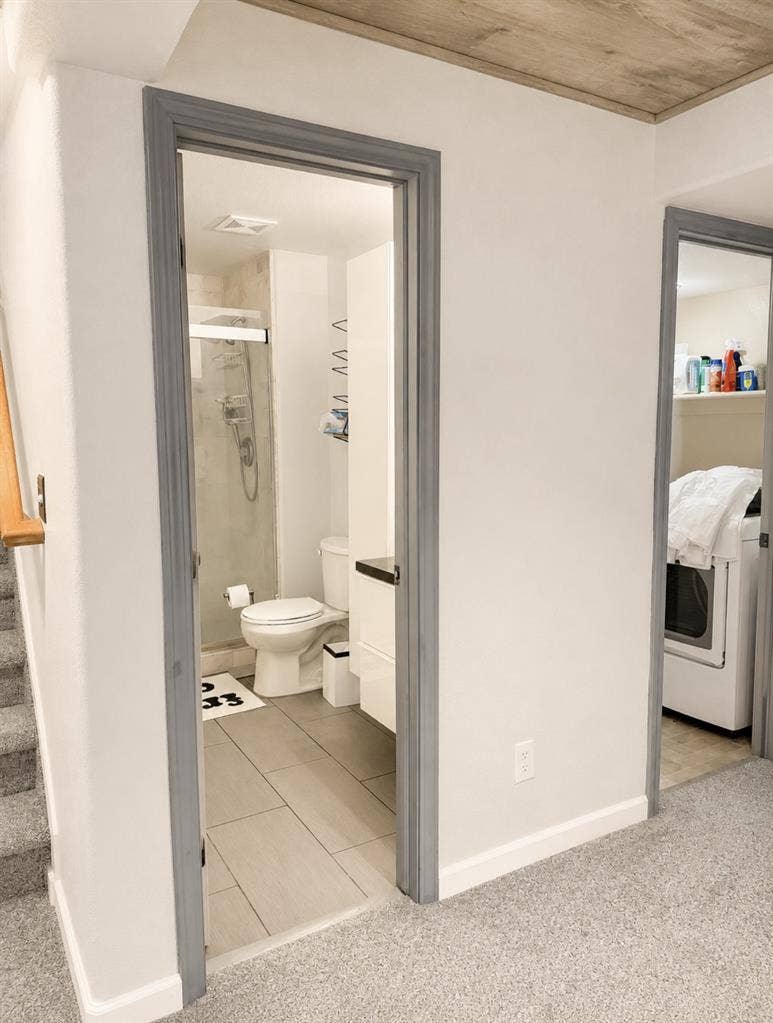 Female roommates wanted june-july!