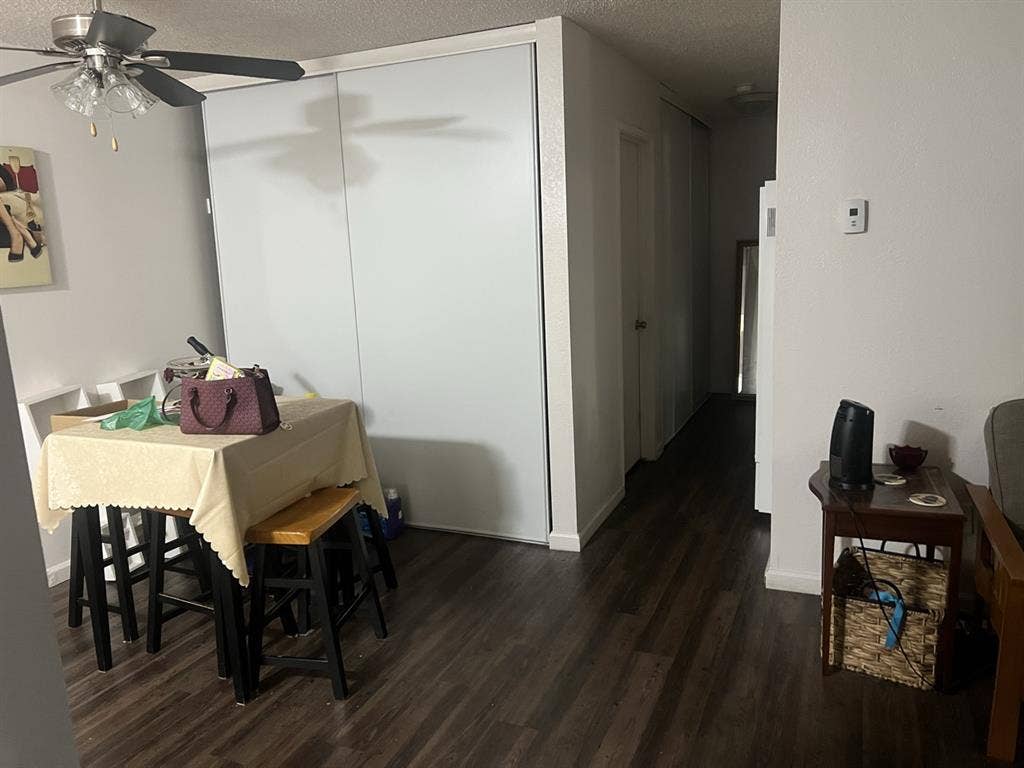 Master
Room for rent in Vacaville!!!