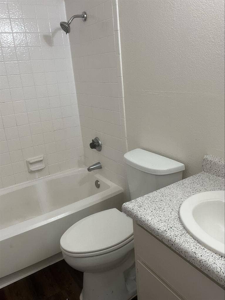 Master
Room for rent in Vacaville!!!
