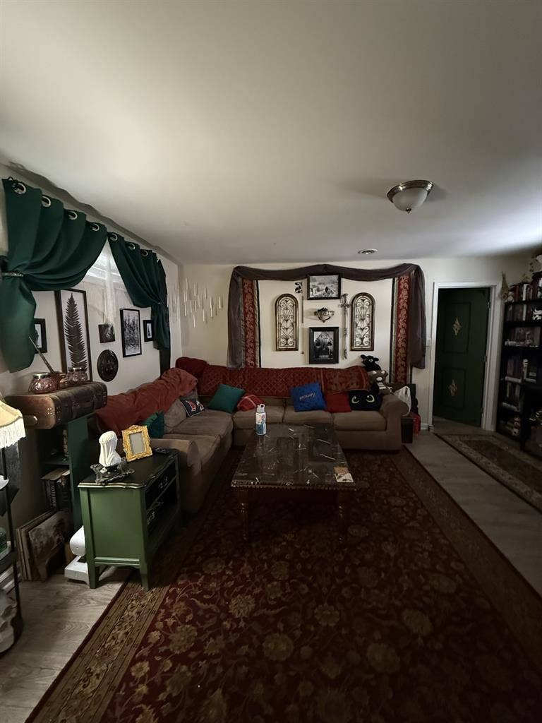 June 1st Room for rent