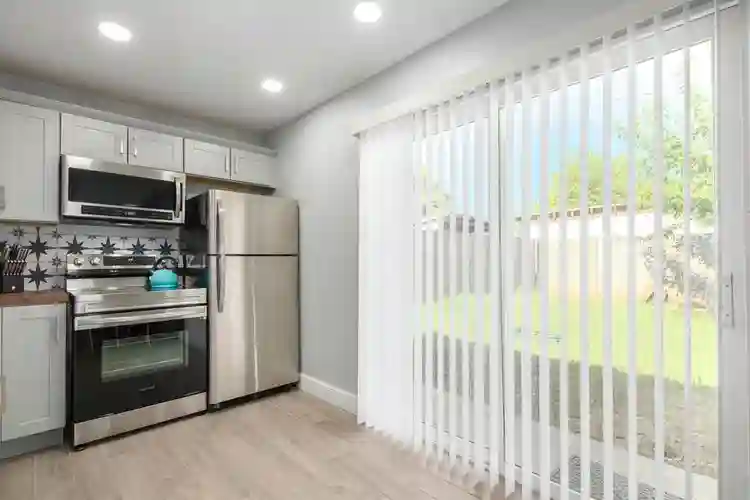 PRIVATE FURNISHED ROOM – $710/MONTH