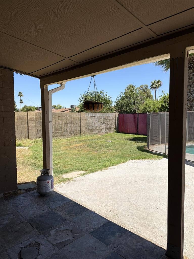 House with room for rent