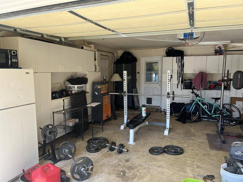 Room for rent in large home