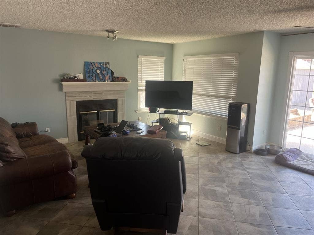 Room for rent in large home