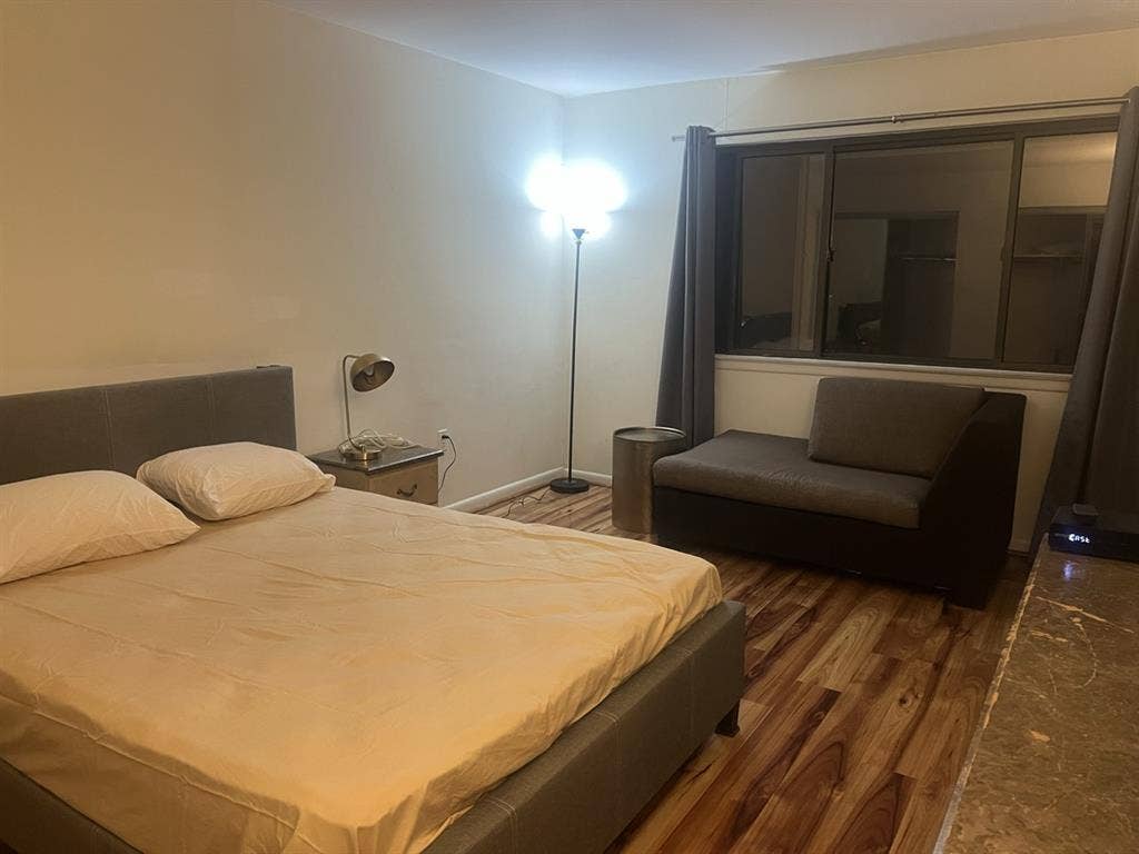 MASTER BEDROOM WITH PRIVATE BATH
