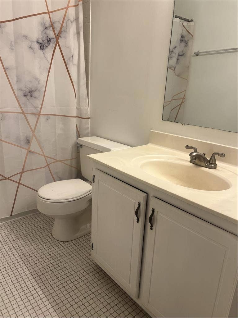 MASTER BEDROOM WITH PRIVATE BATH