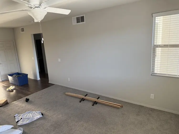 Quiet one bedroom and own bathrom