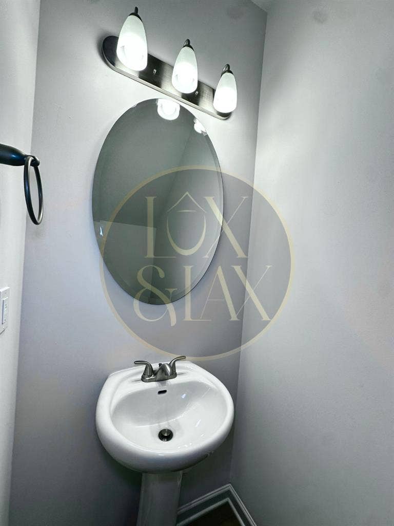 Close to South End | Private Bath