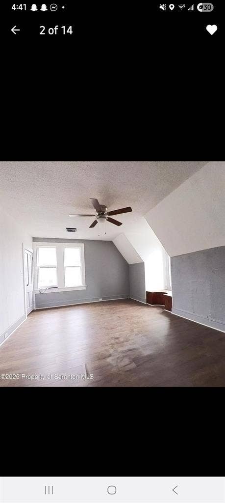 ROOM FOR RENT 378 +ur part of BILLS