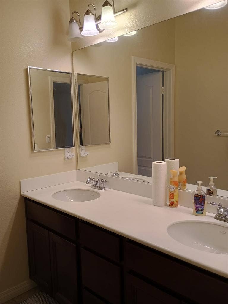 Private room for rent