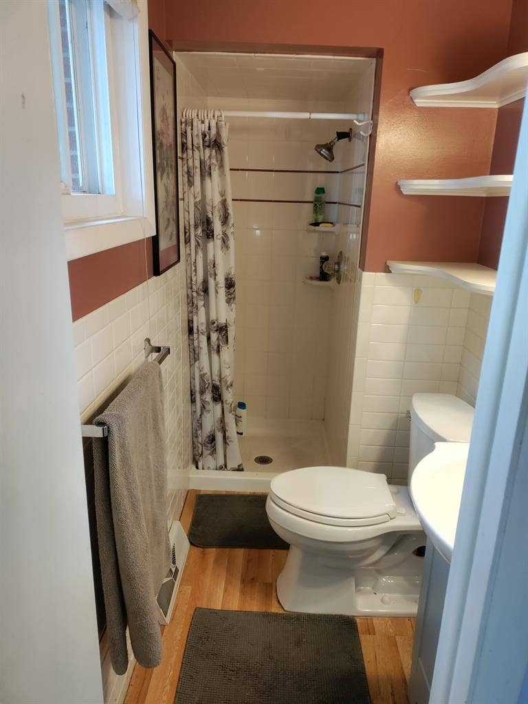 Master bed + bath in Littleton home