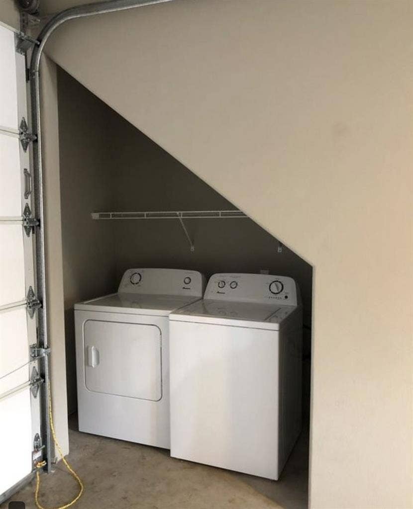 3 Bed 3 Bath Room for Rent