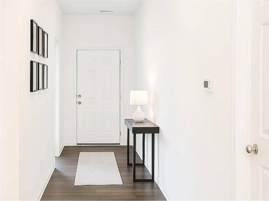 Private room in sharing house.