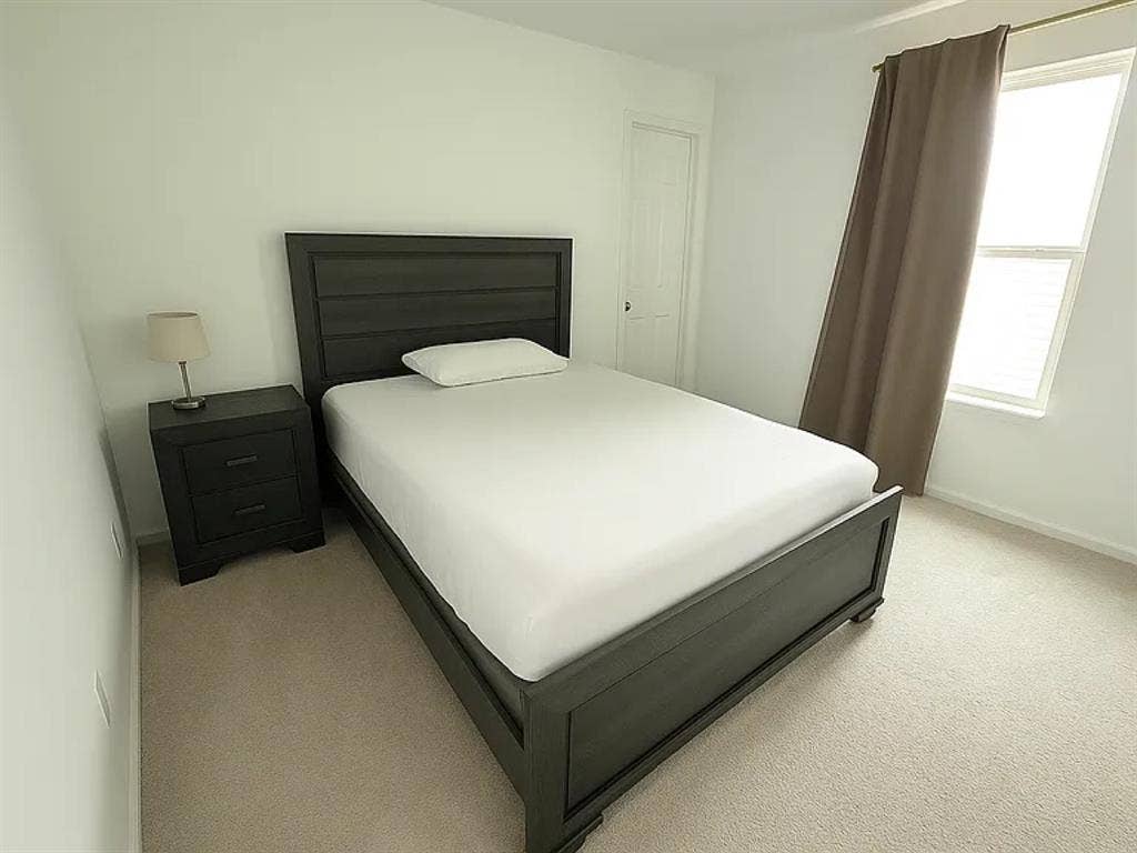Private room in sharing house.