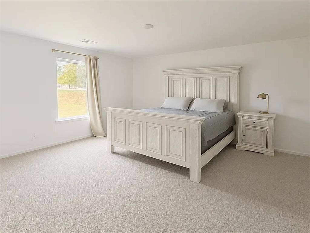 Private room in sharing house.