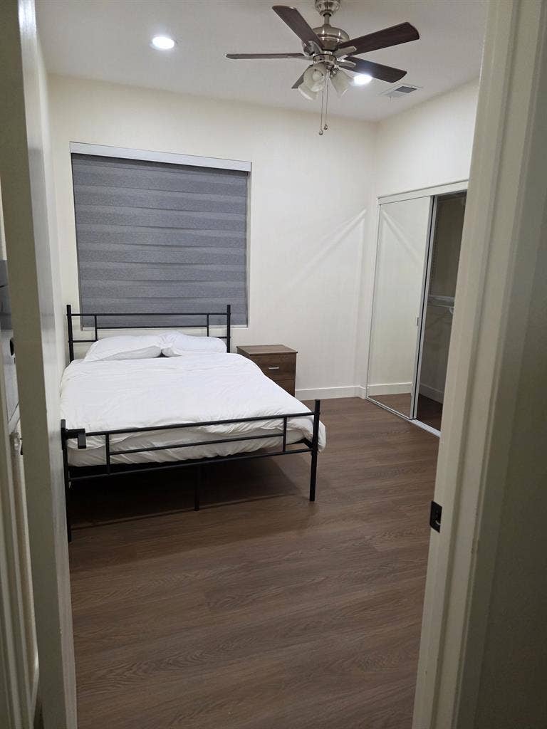 2 Private rooms for rent