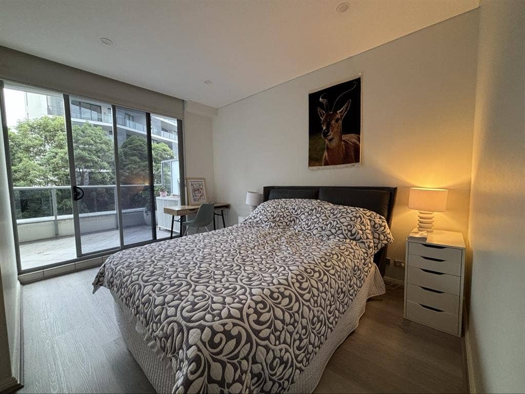 En-suite bedroom