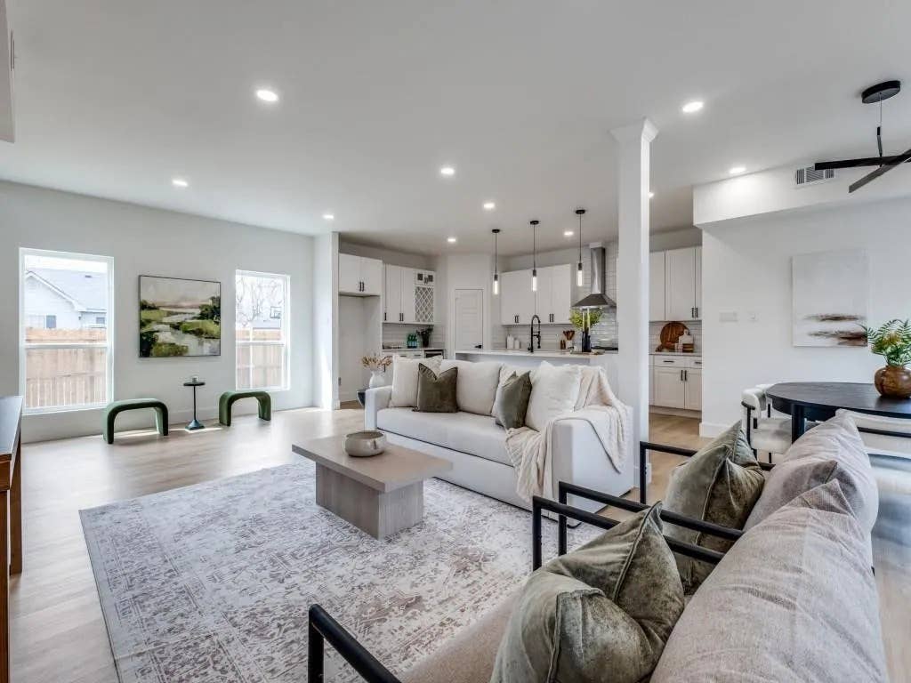 Housemate for single family home