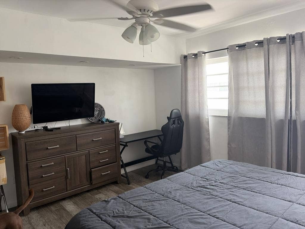 Quiet and clean space