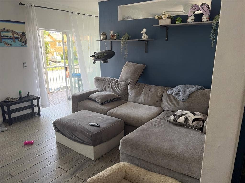 Quiet and clean space