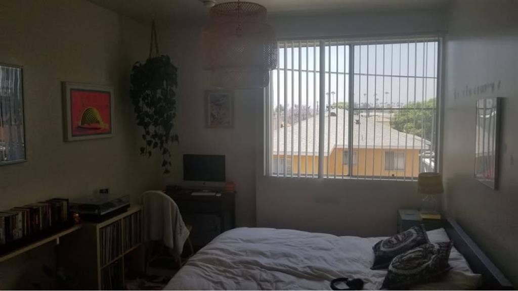 July1st- 2br2ba Koreatown/Hollywood