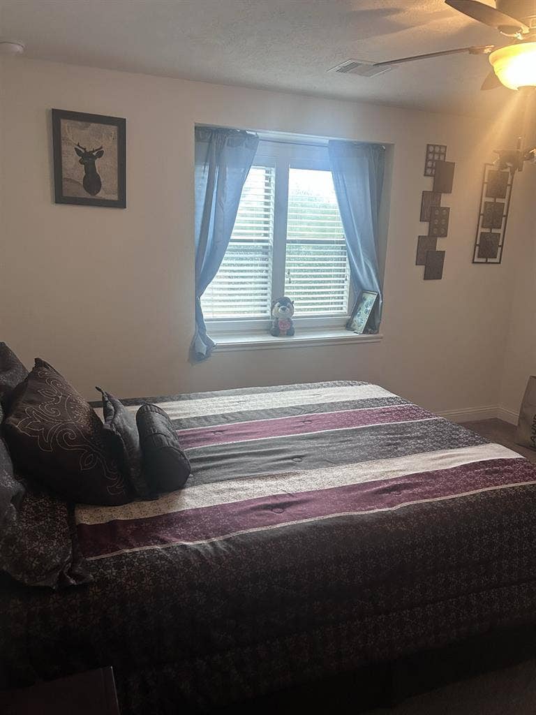 Spacious Room With Private Bathroom